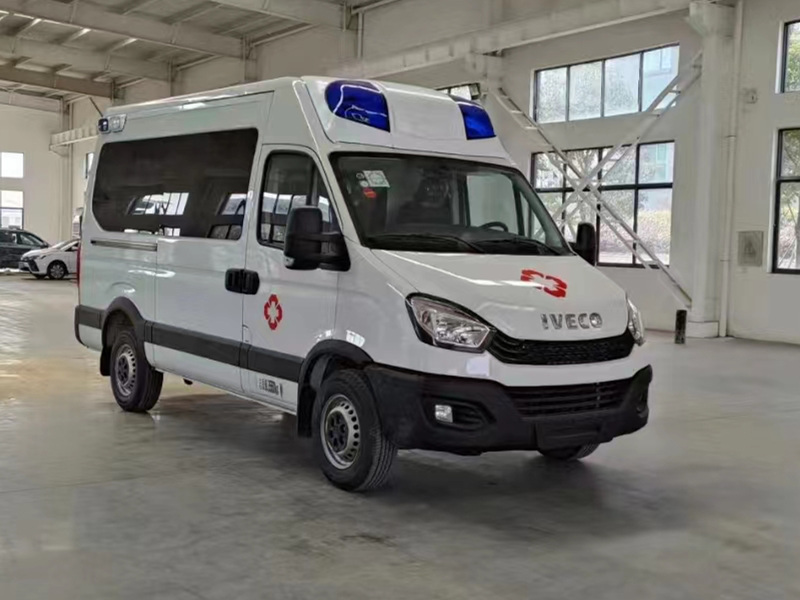 依維柯歐勝救護(hù)車(chē)
